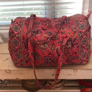 Vera bradley duffel bag